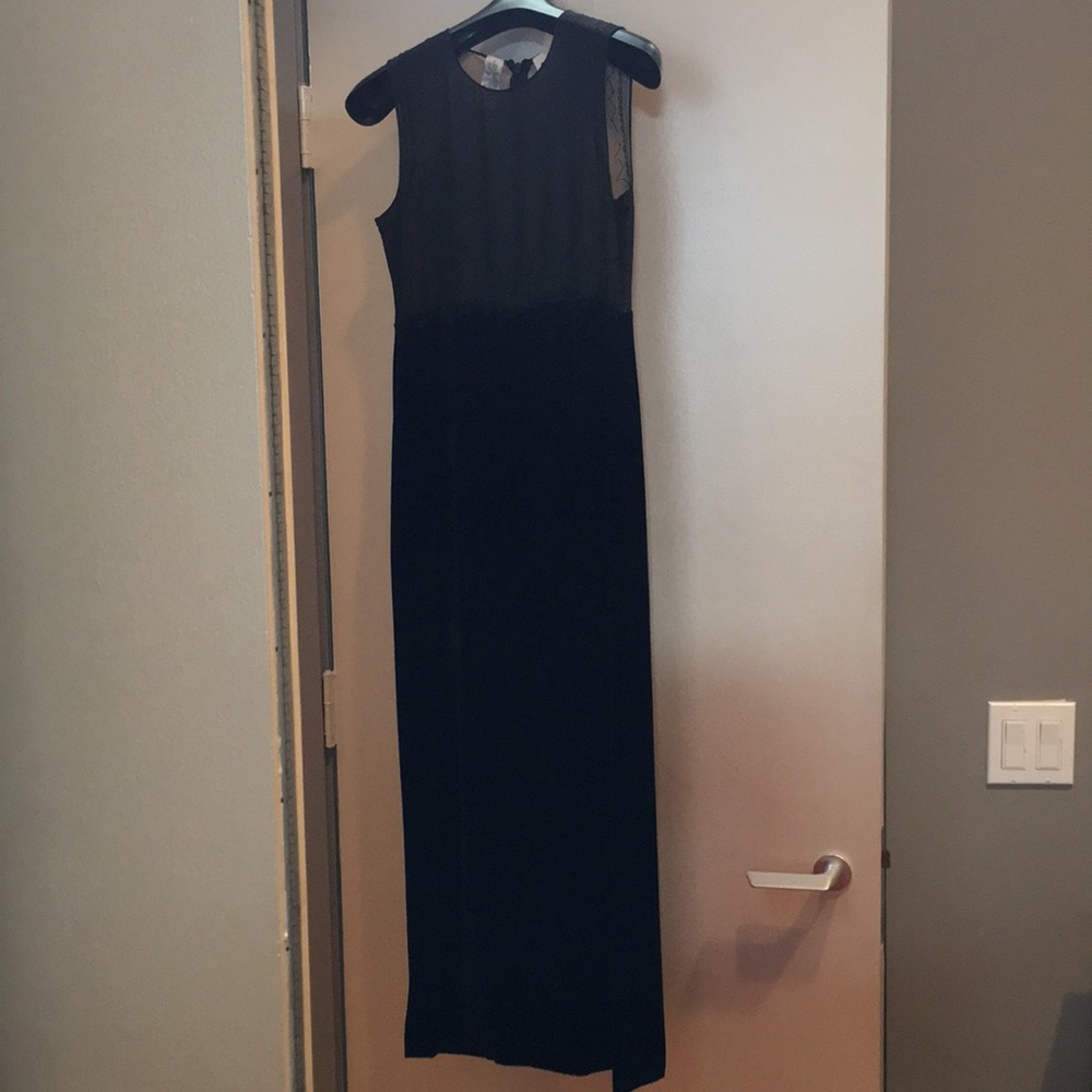 DKNY black silk chiffon & velvet empire Eve. Gown